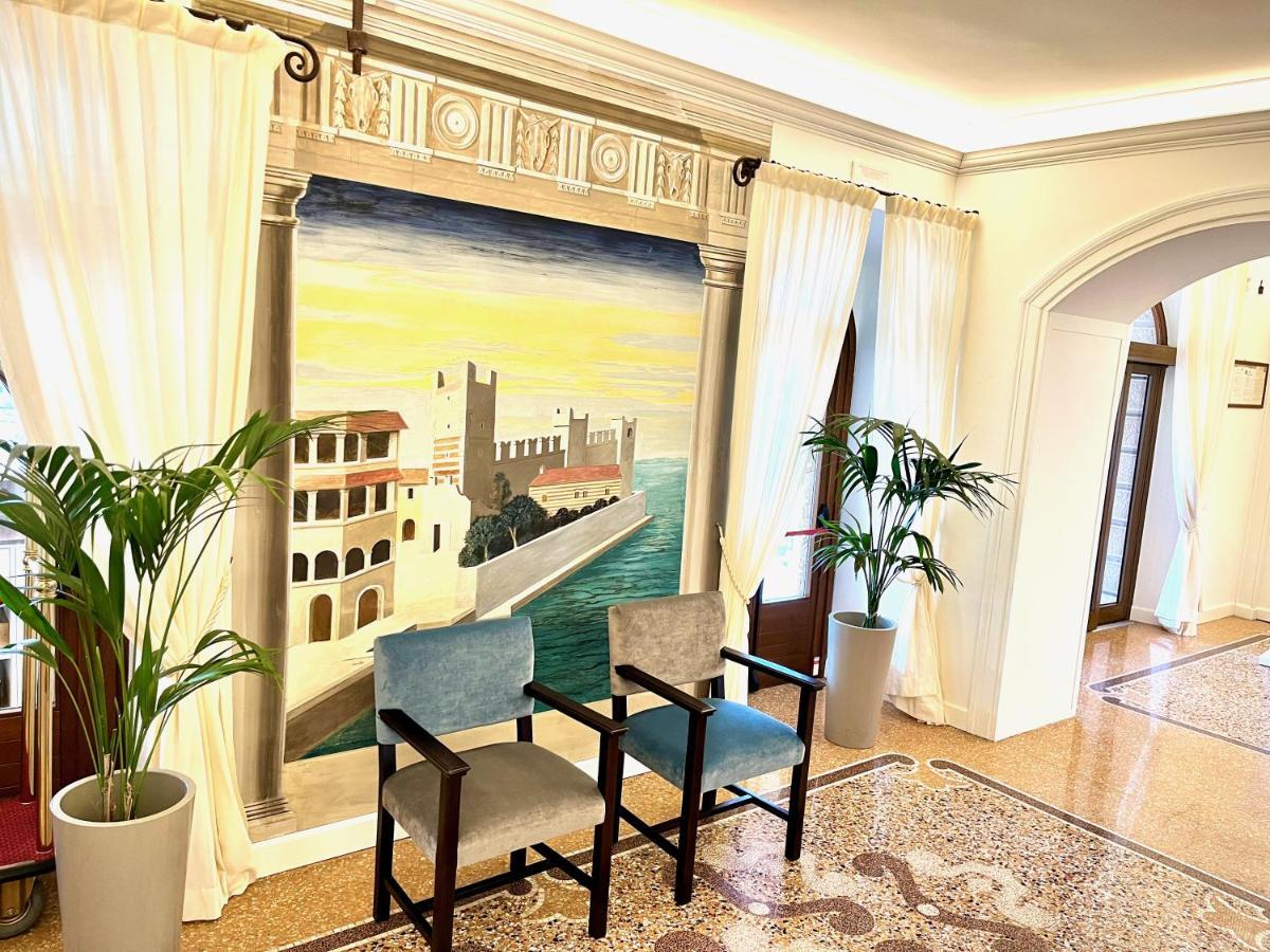 Albergo Gardesana Torri Del Benaco Eksteriør bilde